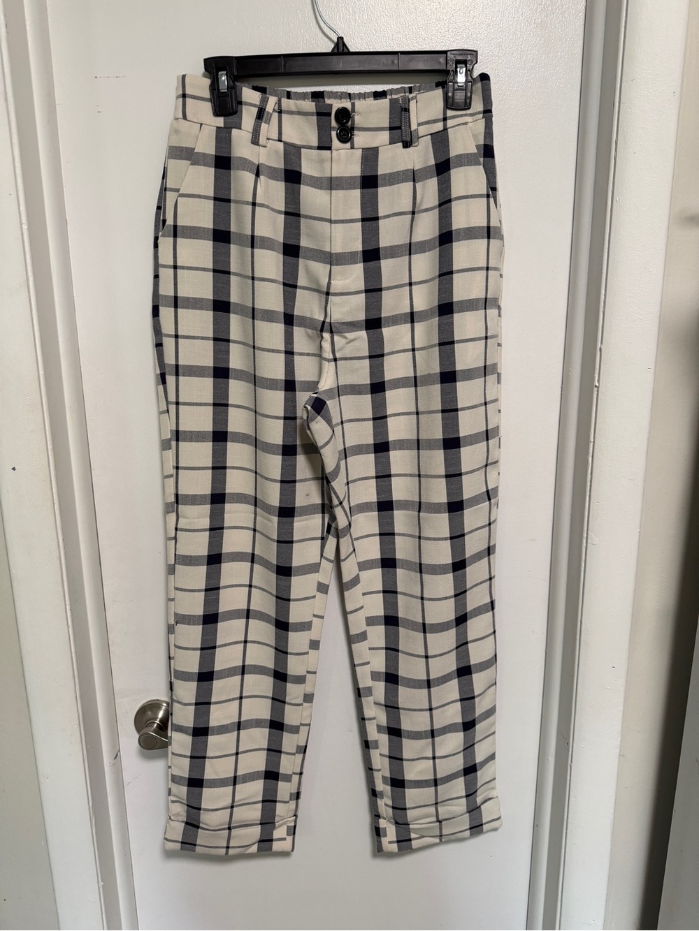 Fashion nova plaid  Tailored Pants - Cream & Black